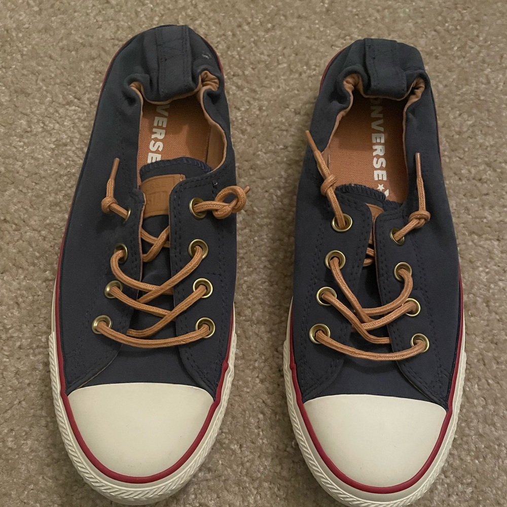 Navy Blue Crimson Converse 9.5 NEW